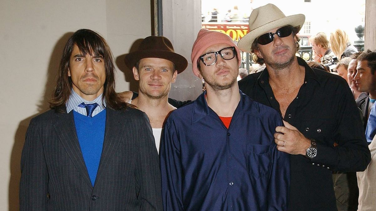 Red Hot Chili Peppers vydali novinku Tippa My Tongue